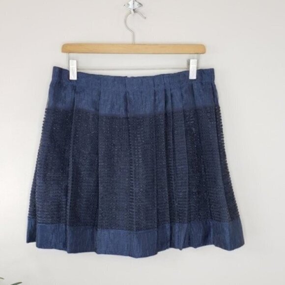 J. Crew Collection | Navy & Black Pleated Skirt Size 8 - Picture 1 of 4